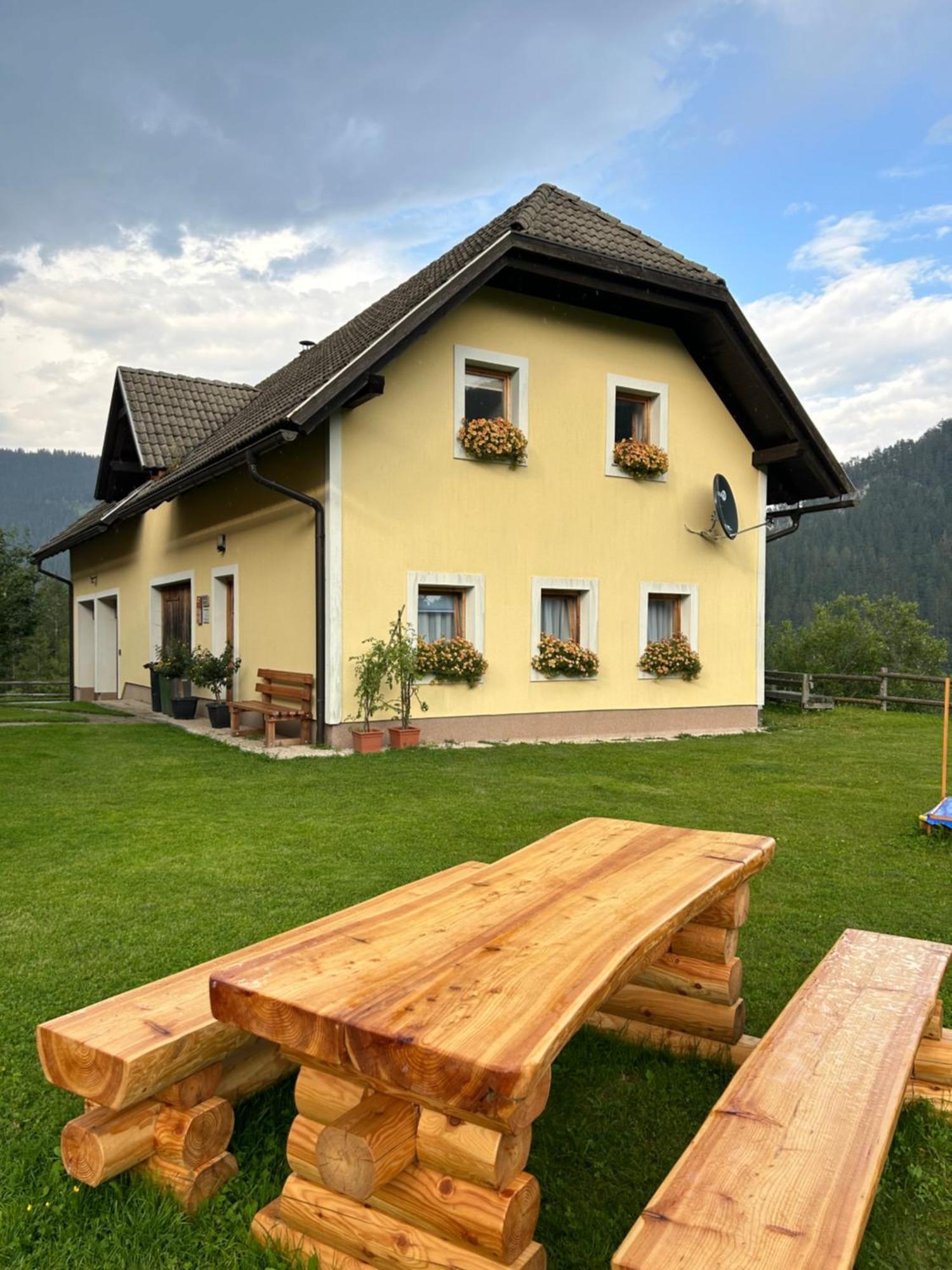 Appartement Tourist Farm Gradisnik à Solčava Extérieur photo